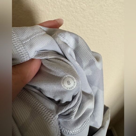 Lululemon Wunder Under HR 28“ Tight Size 8 Incognito Camo Jacquard Alpine White - Picture 9 of 9